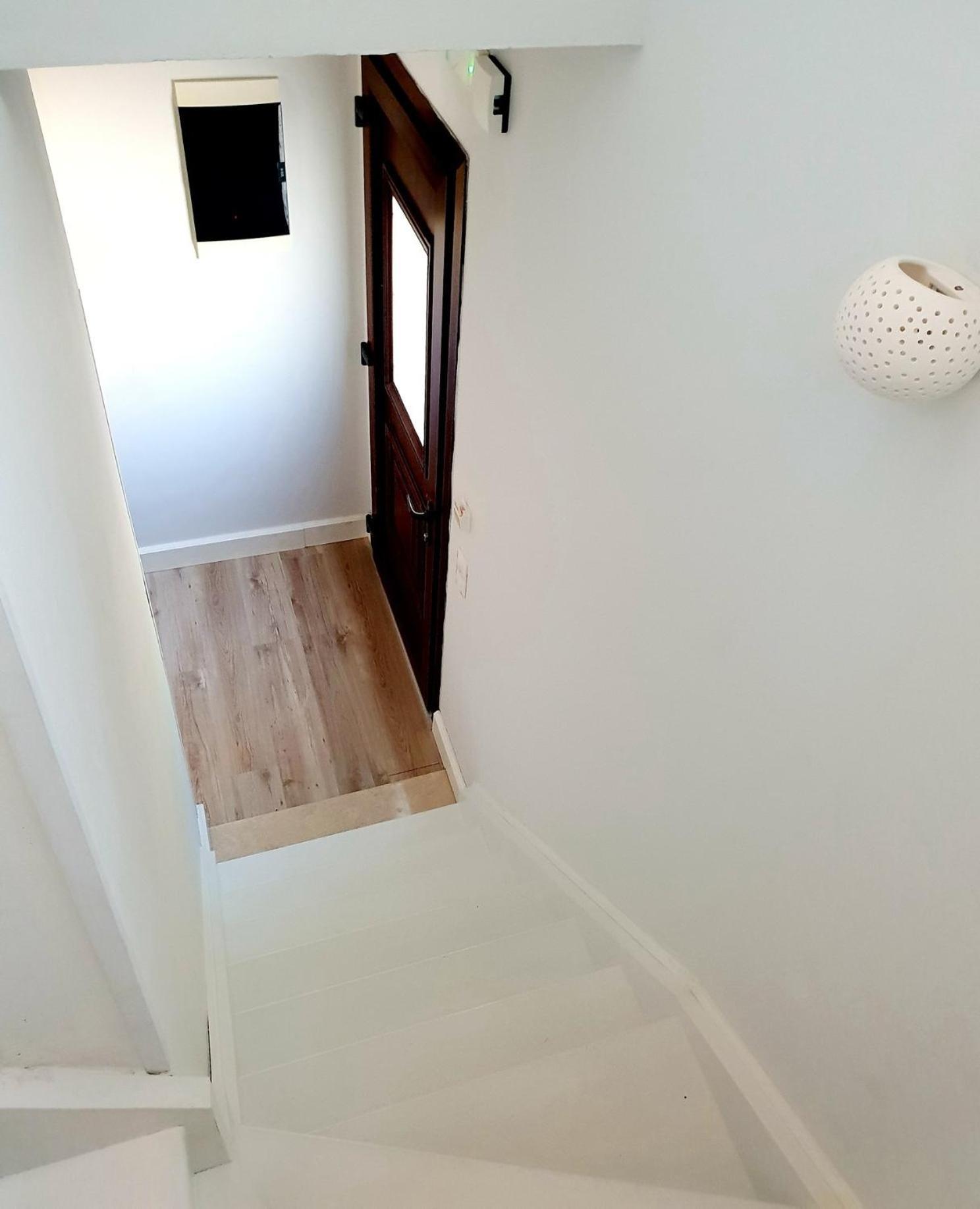 Reiki Apartments Ereikoussa Esterno foto