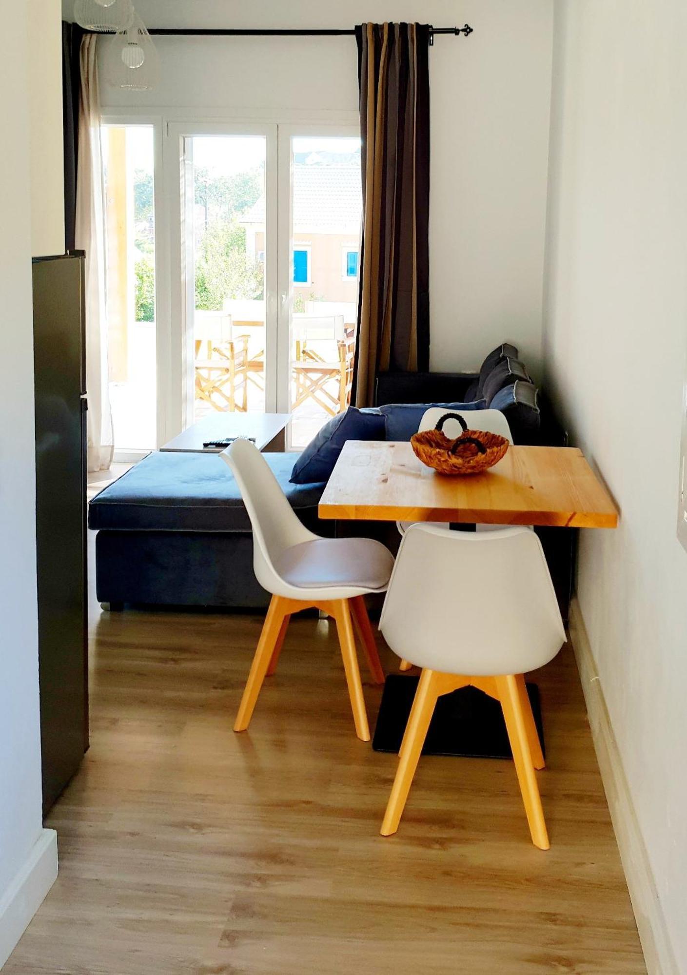 Reiki Apartments Ereikoussa Esterno foto